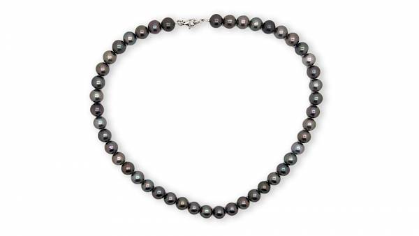 Magnifique collier Mihiarii Pearls avec 51 perles de Tahiti. Que du bonheur !